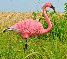 Садова фігура Фламінго великий на металевих лапах (88х20х51 см), фламінго для саду із полістоуну, садово-паркові  фігури