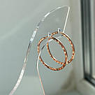Срібні сережки кільця ребристі 925 проби з покриттям позолотої Лондона ф.2,5 см, фото 3