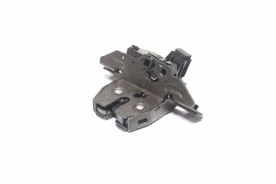 Замок багажника Chevrolet Cruze/Orlando/Volt верх (кришки) (13524683) GM