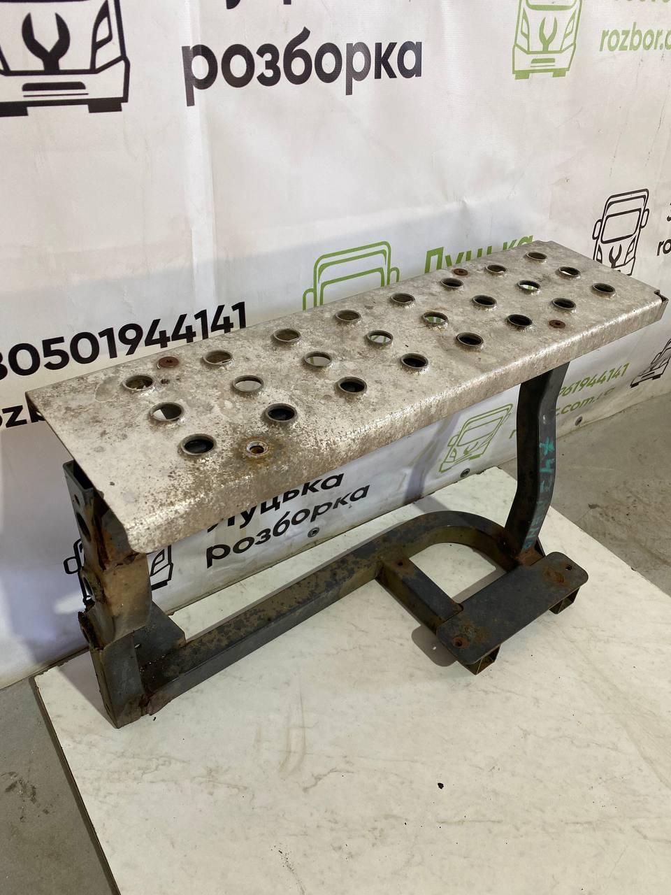 Підніжка за кабіною б/в RENAULT PREMIUM (7420899911) оригінал