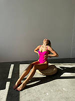 Яскравий цільний жіночий купальник яскраво-рожевий з чашками S, M, L
