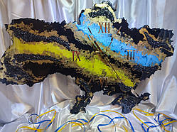Настінний годинник Карта України. 90*60 см. З епоксидної смоли ручної роботи.