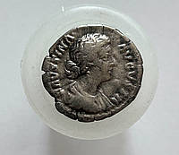 Денарий Фаустина младшая 120-175 гг. Серебро 2,6 г (1)*