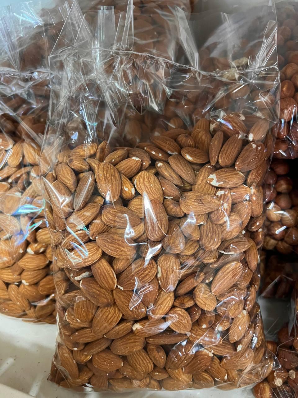 Мигдаль не смажений 1кг, фото 1