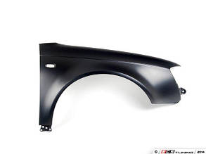 Крило переднє праве AUDI A4 B7 11.04-06.08 (POLCAR 133502) 8E0821106D, 8E0821106F крило праве ауді а4 б7