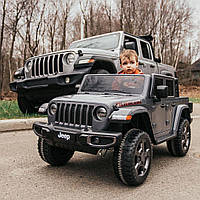 Детский двухместный электромобиль Jeep Rubicon (серый цвет)