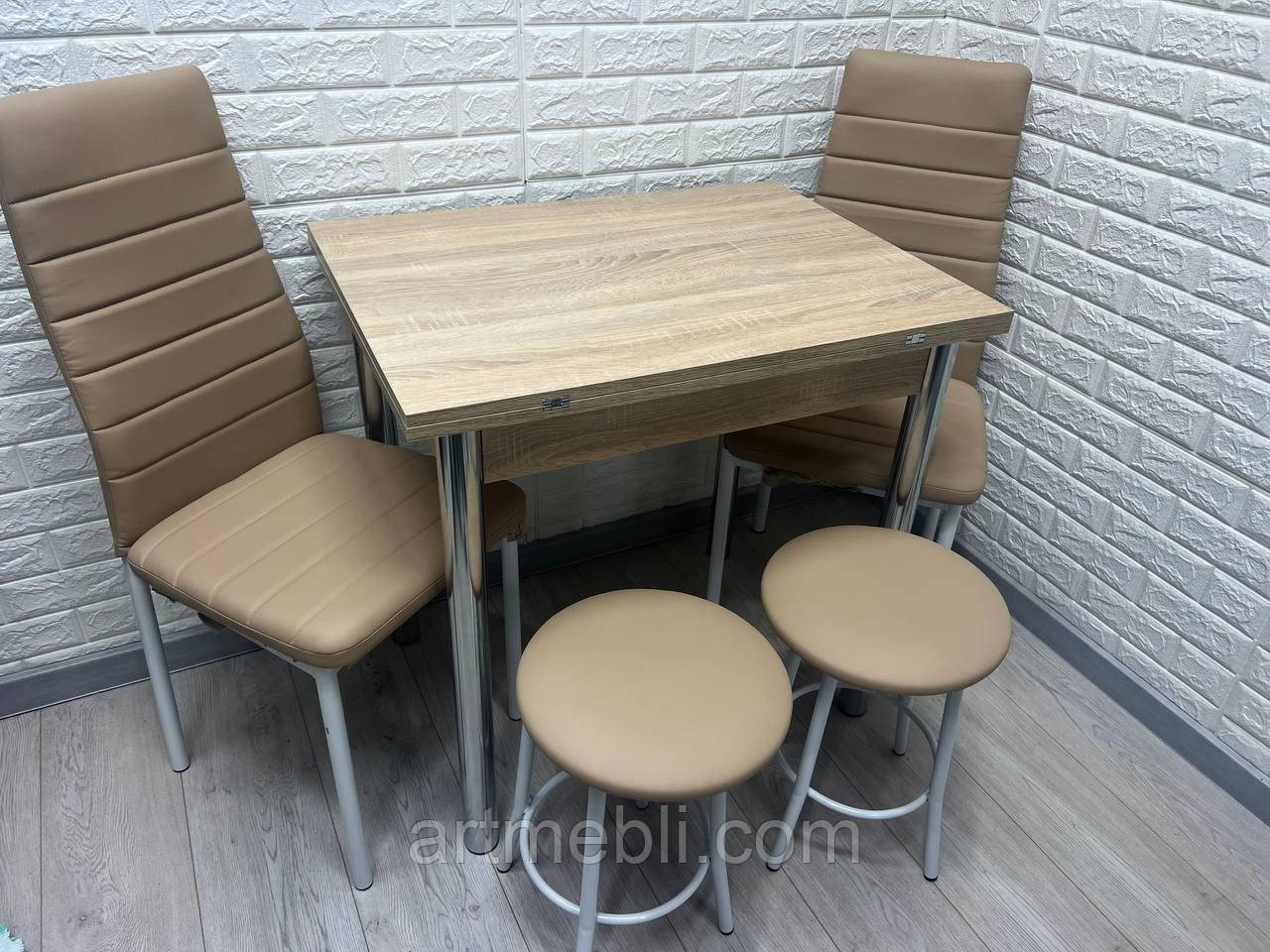Кухонний комплект (стіл + 2 стільці +2 табурета)
