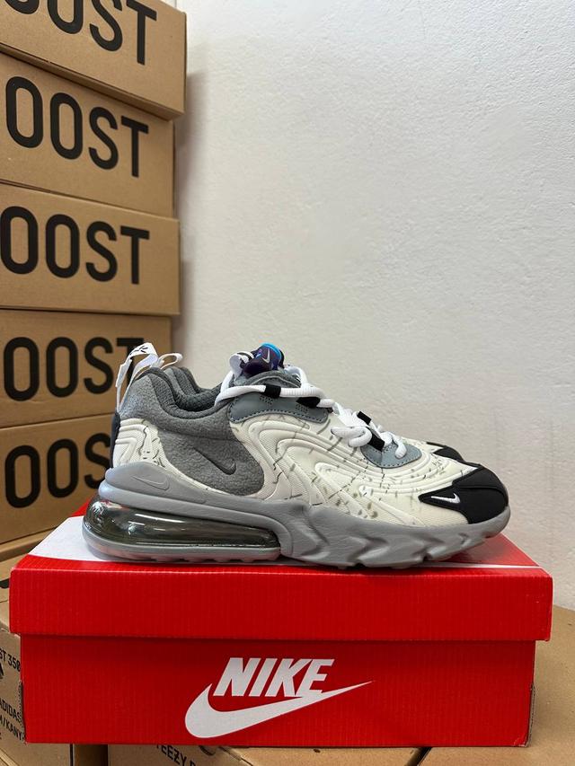 Gray nike air max 27 deals