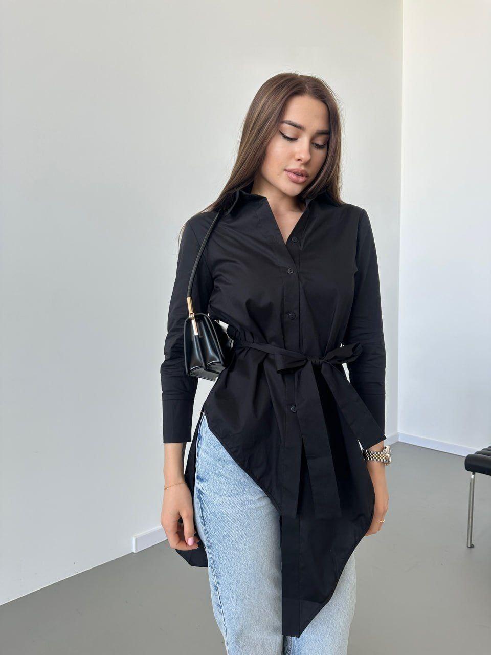 Сорочка-туніка з тонкого котону, яка має дуже легко та жіночно великі розміри