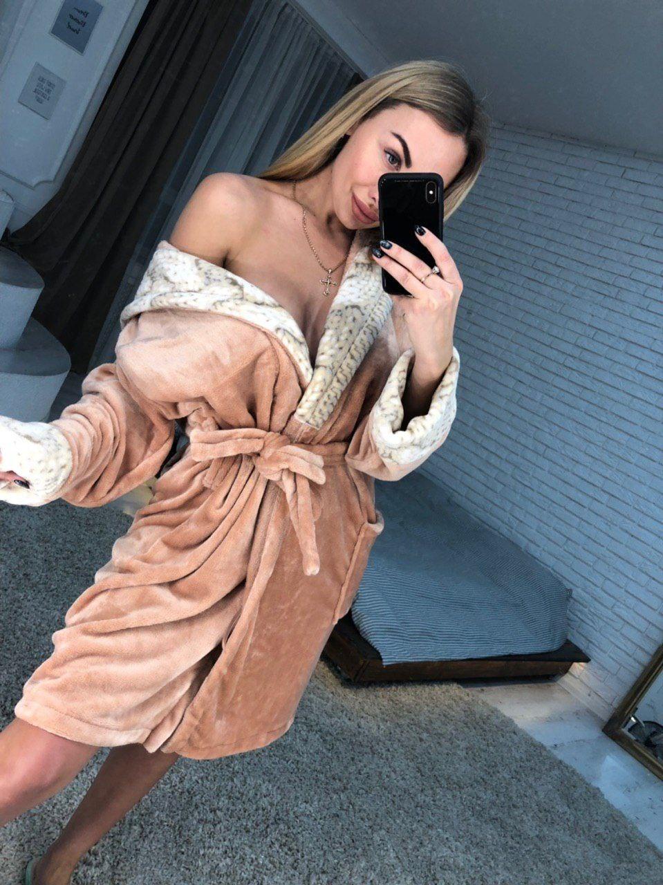 Коричневий жіночий теплий плюшевий домашній халат, фото 1