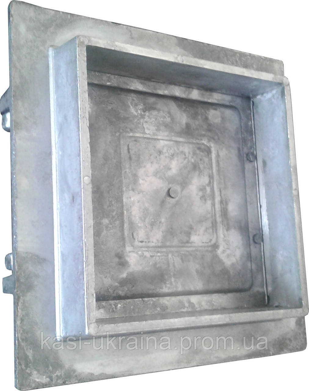 Дверка прочистная алюминиевая (сажечистка) на защелке (155 х 155 мм.) - фото 4 - id-p411065027