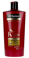 Професійний шампунь з кератином Tresemme 700мл салонний догляд для волосся відновлювальний салонів краси