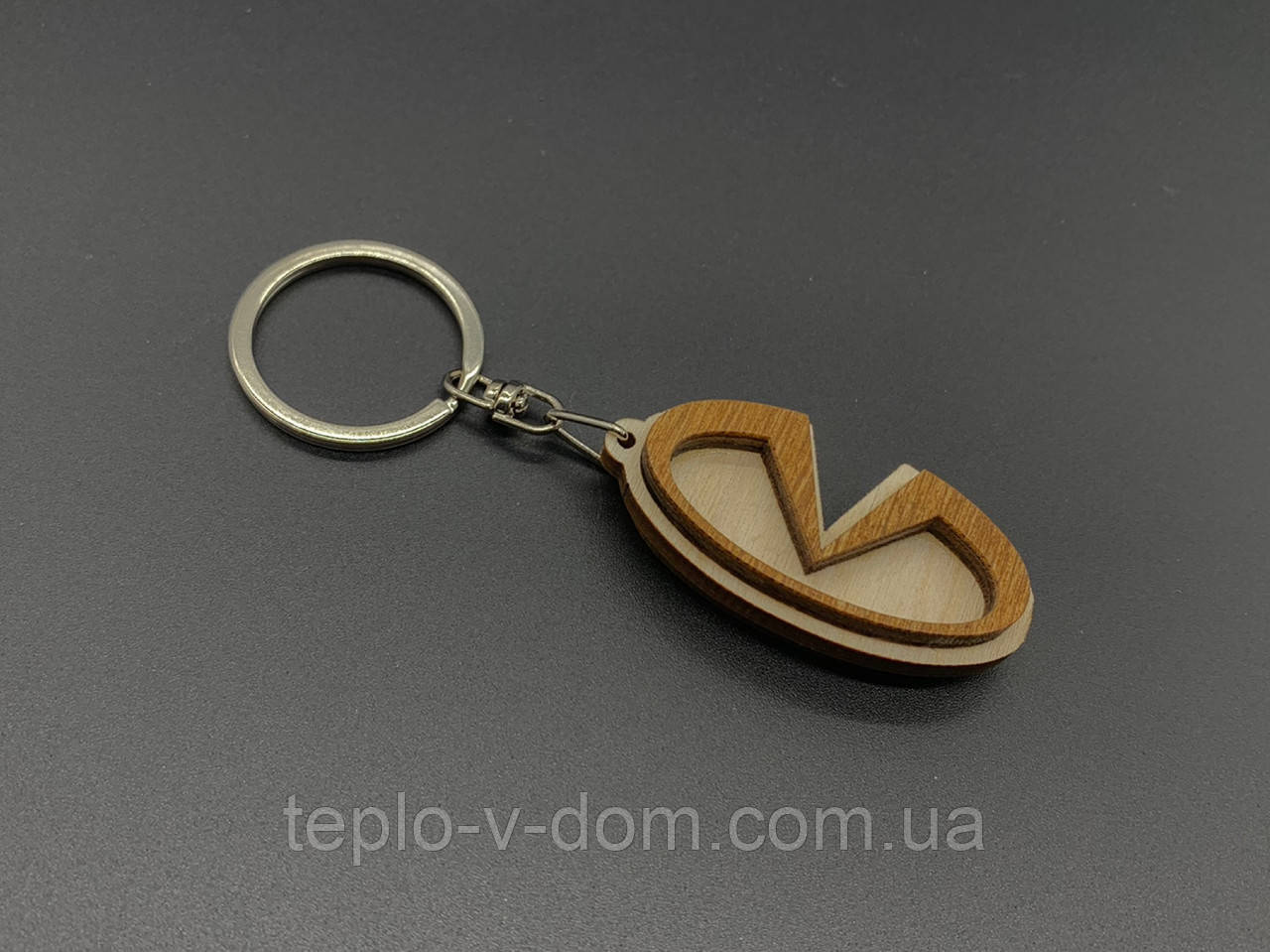 Брелок дерев'яний Infiniti. 5см