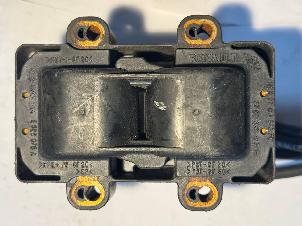 Kатушка запалювання Renault Twingo 77 00 873 701 / 7700873701 / 7700872449E / 2526078A