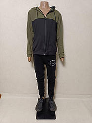 Манекен чоловічий сбірний з імітацією рук на підставці з кріпленням у ногу (№2)