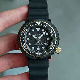 Seiko SNE498P1 TUNA Prospex Reedition Solar Divers