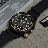 Seiko SNE498P1 TUNA Prospex Reedition Solar Divers, фото 7