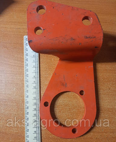 N01773A0 Кронштейн правий (блоку зірочок N01684C0) коробки передач сівалки КУН Planter/Maxima, фото 1