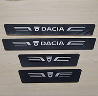 Карбонова наклейка Dacia на пороги авто