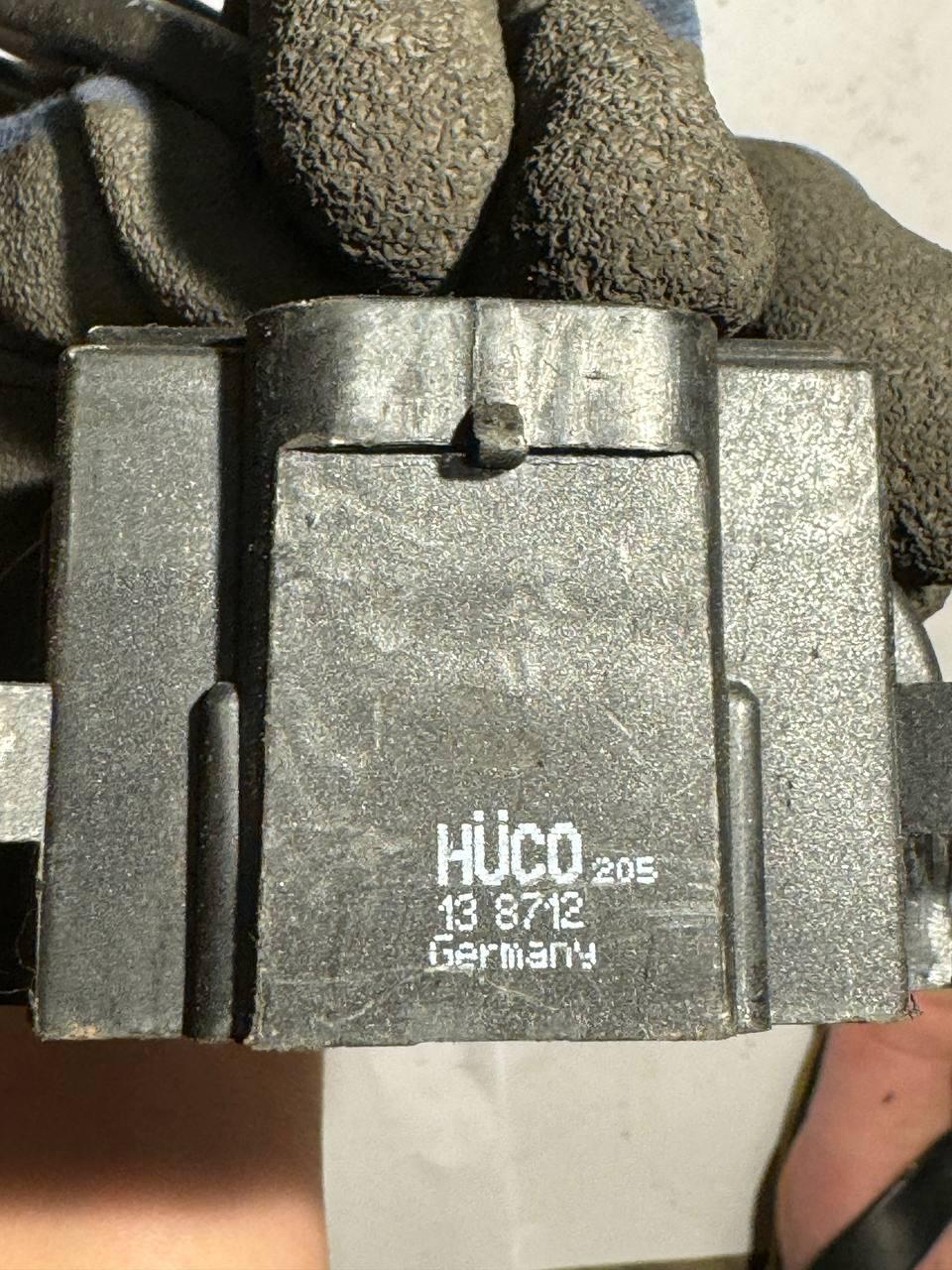 Катушка запалювання Renault Twingo Huco 205 / 13 8712 / 138712