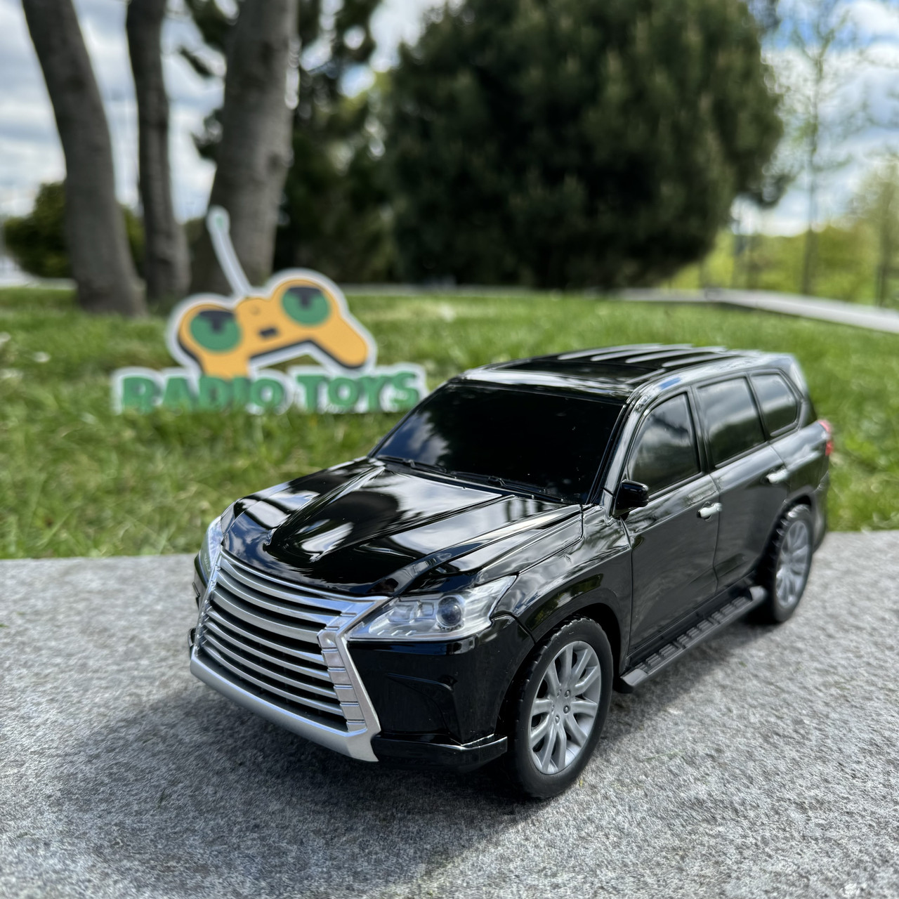 Джип на радіоуправлінні Lexus LX500 Чорний | Машинка на пульті управління | Лексус на радіокеруванні, фото 1