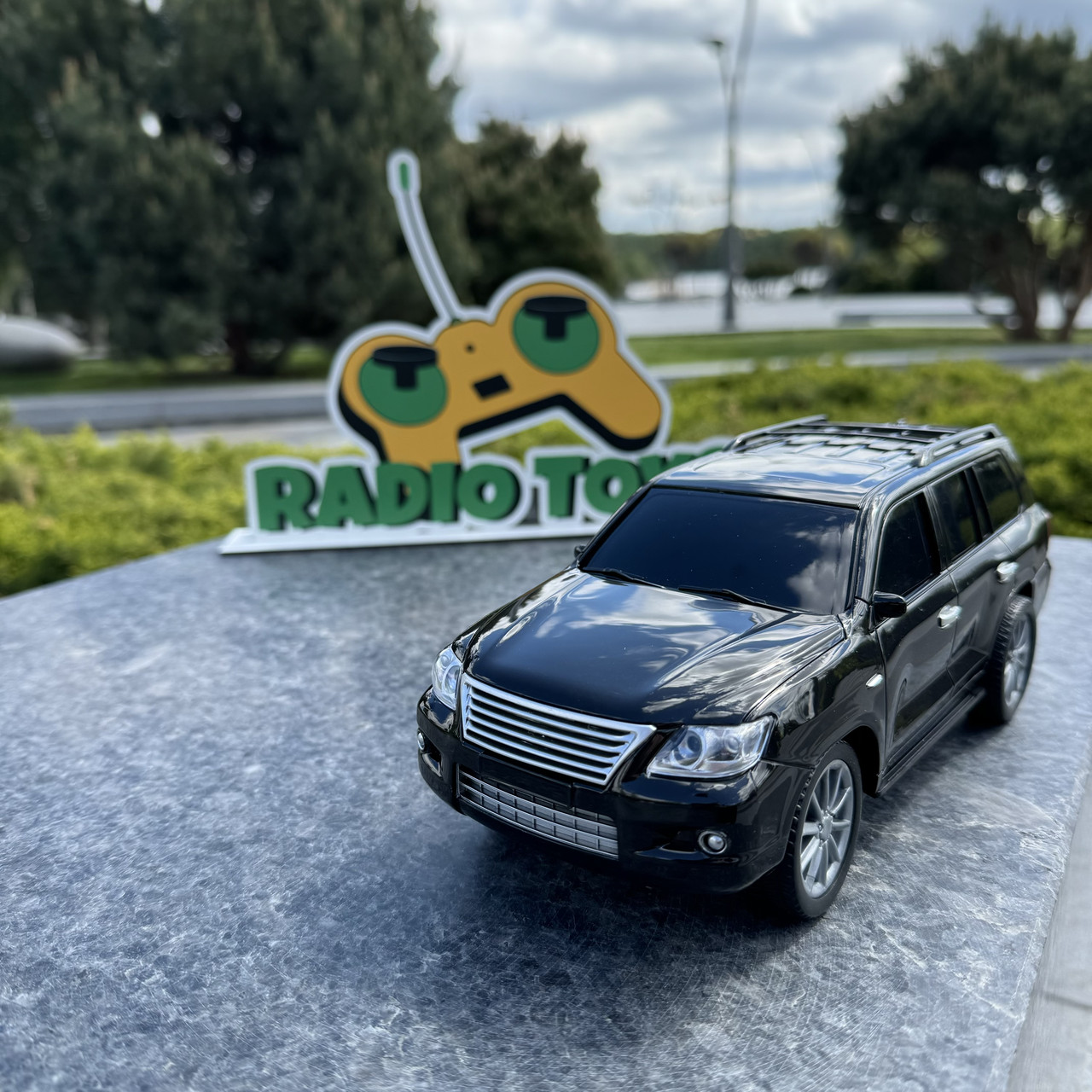 Джип на радіоуправлінні Lexus GX Чорний | Машинка на пульті управління | Машина на радіокеруванні, фото 1
