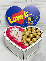 Подарочный набор "Love is" с мыльными розами и конфетами Ferrero и Raffaello