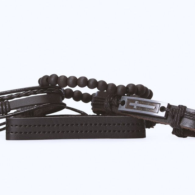 Фото браслет на руку чорного кольору набір з 4 шт. арт.00085