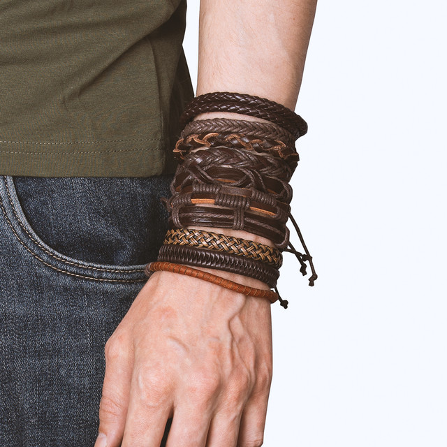 Фото браслет на руку шкіряний коричневого кольору набір з 10 шт. арт.00088