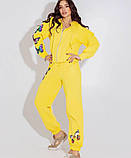 Жіночий прогулянковий костюм з метеликами, фото 6