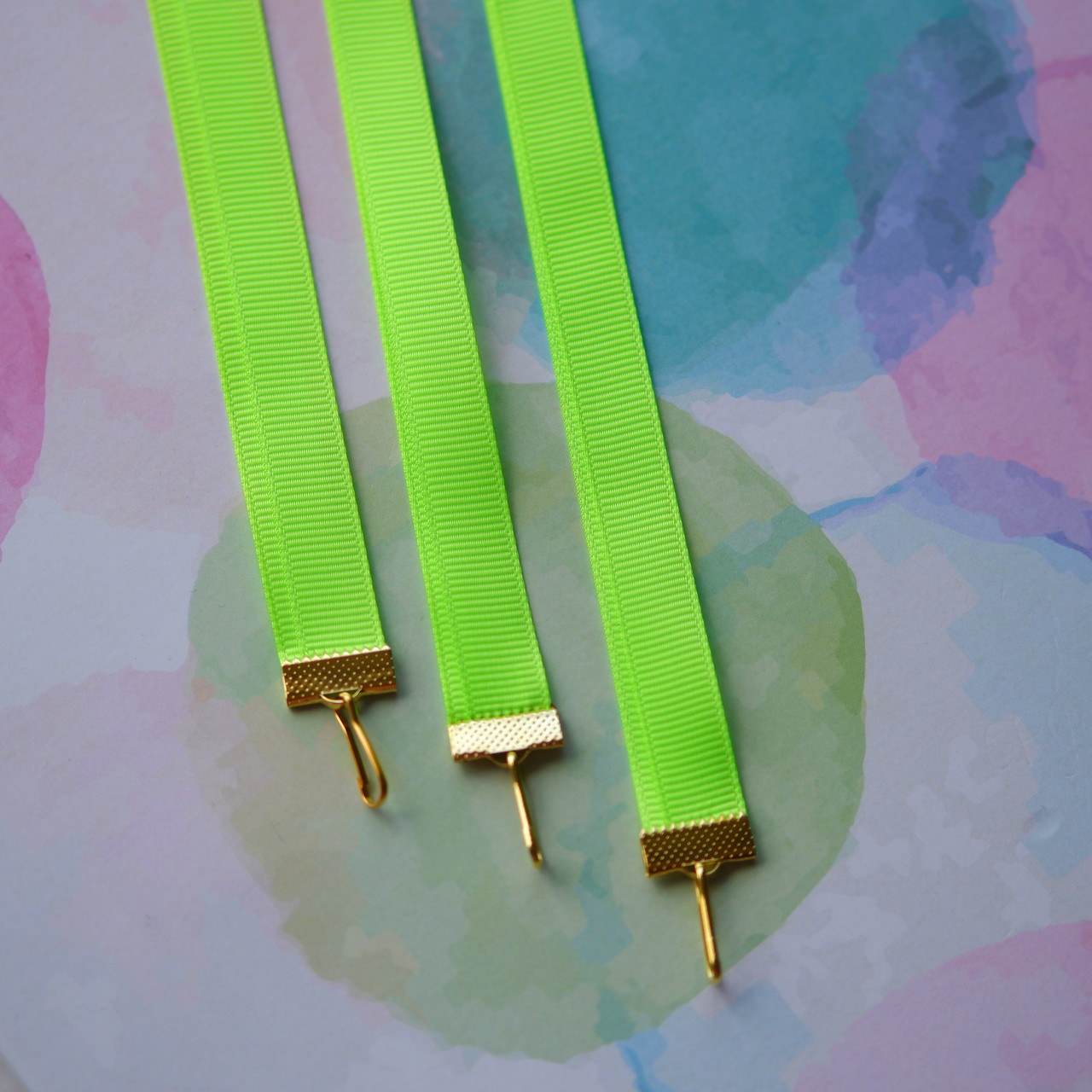 Стрічка для медалей і нагород, Салатова неонова, 12мм, 75см