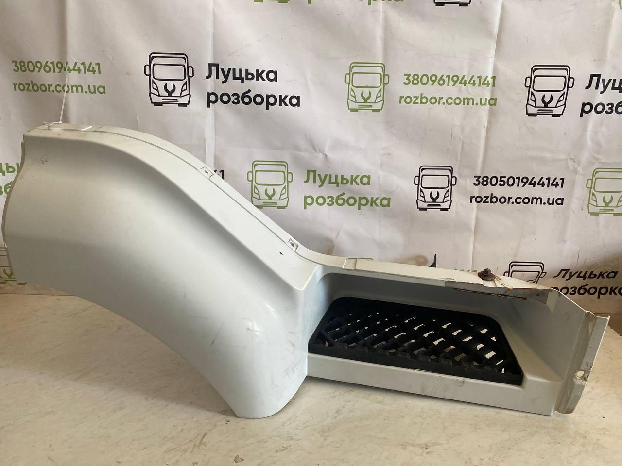 Крило сходинки верхньої R (має дефект) б/в RENAULT PREMIUM (5010225085, 5010468636) оригінал