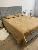 Покрывало на кровать с цветочной вышивкой стеганое, кофейный цвет размер 210*230 см с наволочками 50*70 см