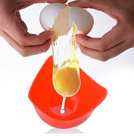 Силіконова формочка для приготування яєць пашот червона - розмір 9*6,5 см, силікон