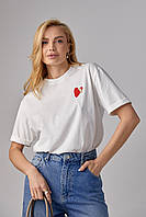 Трикотажная футболка с вышитым сердцем - молочный цвет, L (есть размеры)