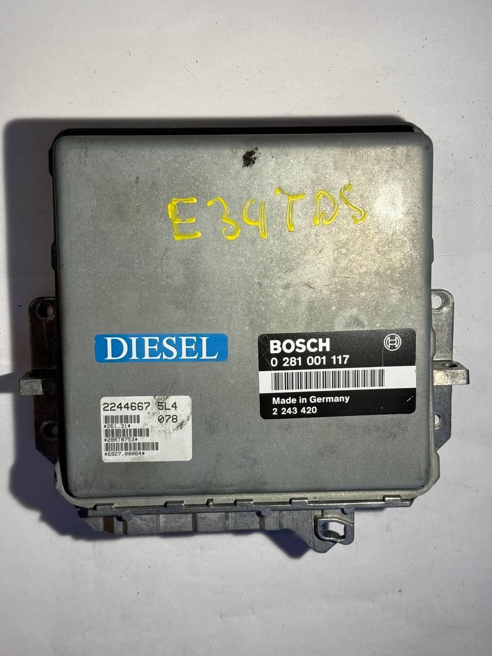 Електронний блок керування BMW E34TD diesel Bosch 0 281 001 117 / 0281001117 / 2 243 420 / 2243420