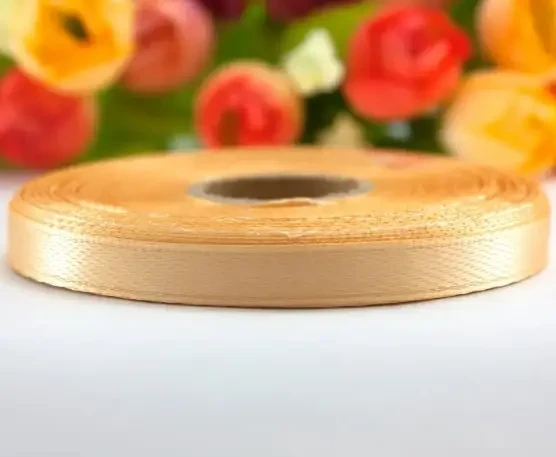 Атласна стрічка 6 мм (23 м)  карамельний