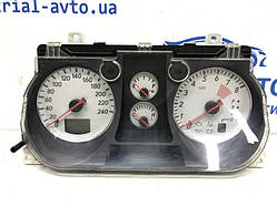 Панель приладів Mitsubishi Outlander CU 2.4 БЕНЗИН 4G69 2003 (б/в)