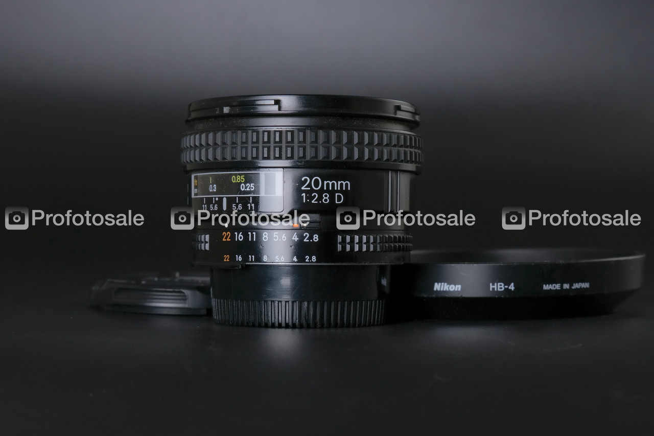 Об'єктив Nikkor AF 20mm f/2.8D