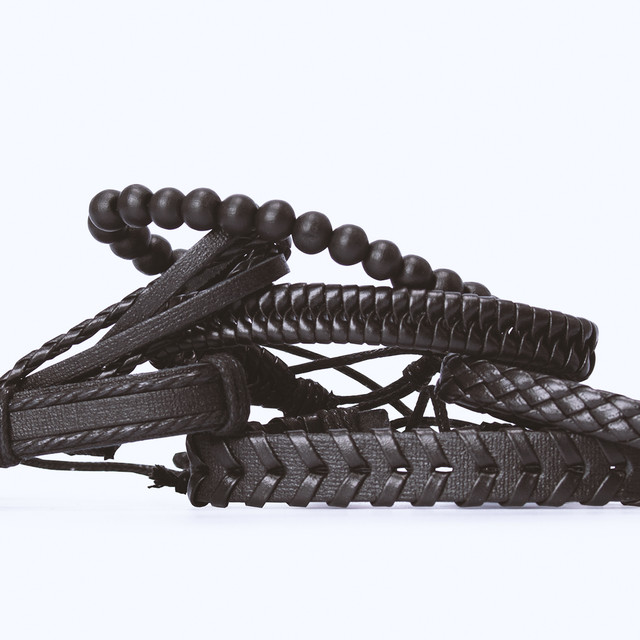 Фото браслет на руку чорного кольору набір з 6 шт. арт.00101 Фото браслет на руку чорного кольору набір з 6 шт. арт.00101