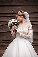 Свадебное дизайнерское платье с вышивкой Колір: світлий, айворі.