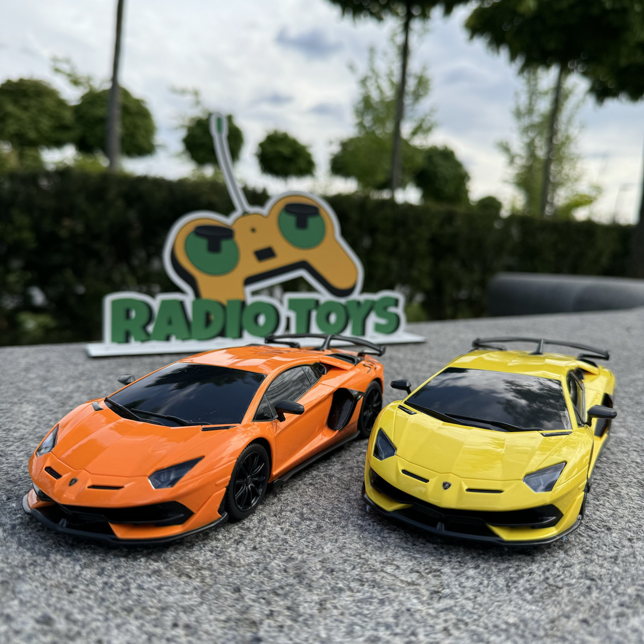 Машинка на радіоуправлінні Lamborghini Aventador SVJ | Машинки на пульті управління | Машина ламборгіні на радіокеруванні, фото 1