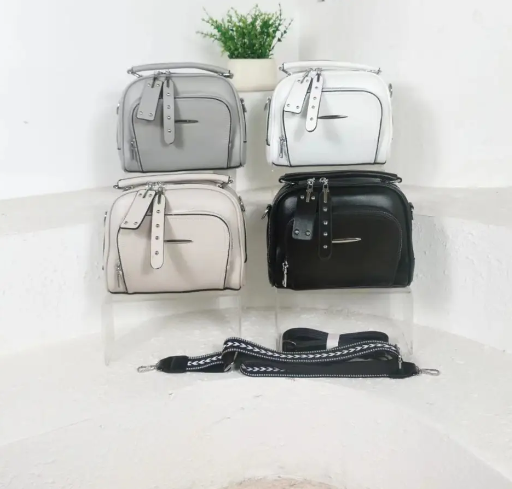 Сумочка жіноча крос-боді на блискавці з довгим ремінцем у різних кольорах Liza, фото 1