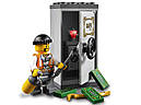 Конструктор LEGO City 60137 Втеча на буксирувальнику, фото 7