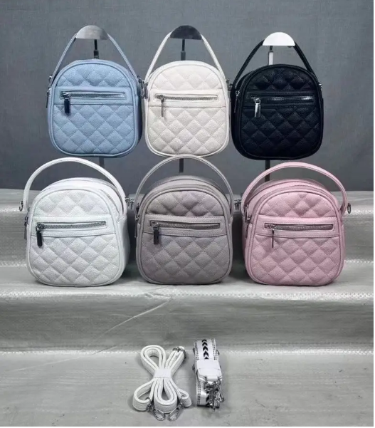 Сумочка жіноча крос-боді стьобана 17,5*19,5 см на блискавці з довгим ремінцем у різних кольорах Liza, фото 1