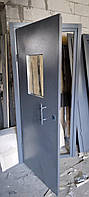 Металлическая входная дверь для офисов, магазинов, тамбуров со вставкой стекла напрямую от производителя/Склад