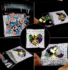 Пакети з ліпкою стрічкою