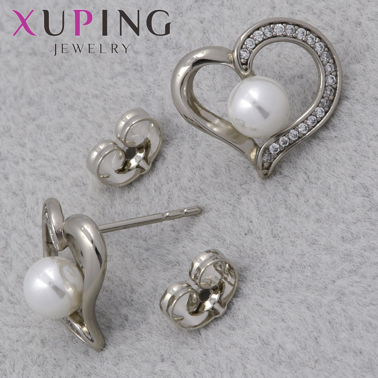 Серёжки гвоздик застежка сребристого цвета Xuping Jewelry покрыты родием сердечки с жемчужиной 18х15 мм
