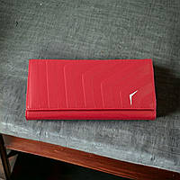 Женский кошелек на магните красный экокожа 19*9.5 см
