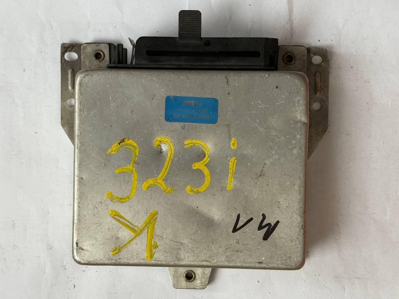 Електронний блок керування bmw e28, e30, 2.0i 0 280 001 301 / 0280001301